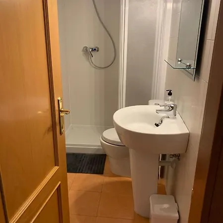 Apartamento Mota-2 Huca-Los Prados; Parking Y Wifi Gratis Oviedo Exterior foto