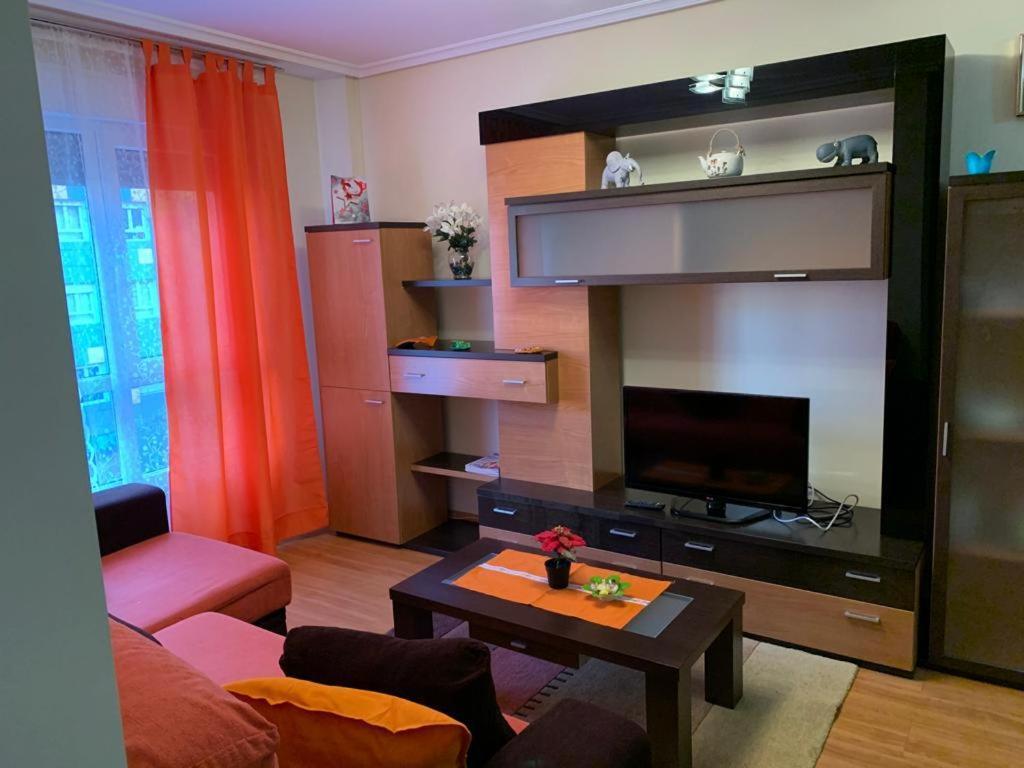 Mota-2 Huca-los Prados; Parking Y Wifi Gratis Apartamento Oviedo